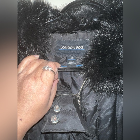 London Fog Large Jacket. - Picture 2 of 5